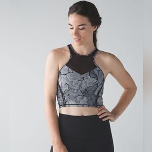 Lululemon Get It Om Bra🖤🤍